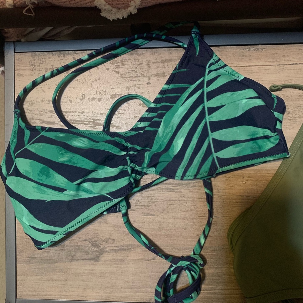 Aerie floral scoop neck bikini top